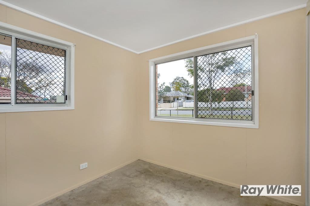 1 Julika Court, ELLEN GROVE QLD 4078, Ellen Grove - Thumbnail 2