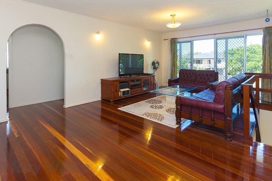 206 Stuart Street, Goodna QLD 4300, Goodna - Thumbnail 3