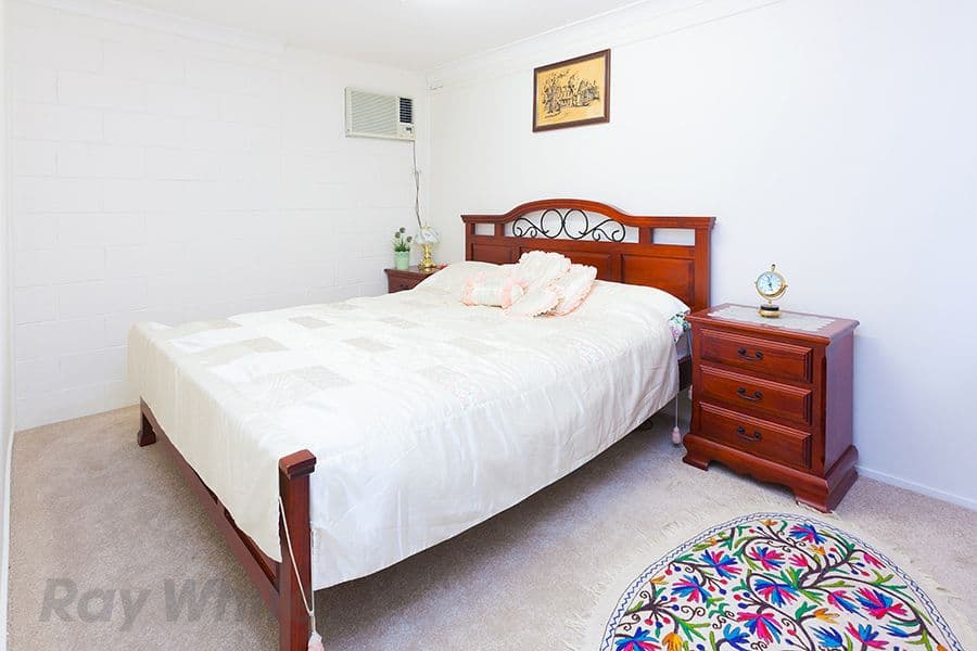 206 Stuart Street, Goodna QLD 4300, Goodna - Thumbnail 4