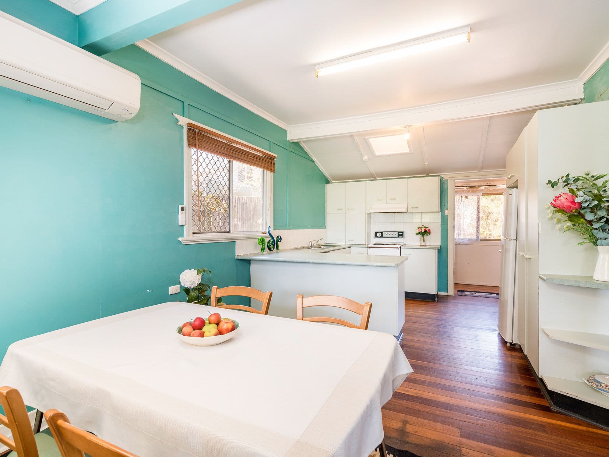 43 Selborne Street, Mount Gravatt East QLD 4122, Mount Gravatt East - Thumbnail 2