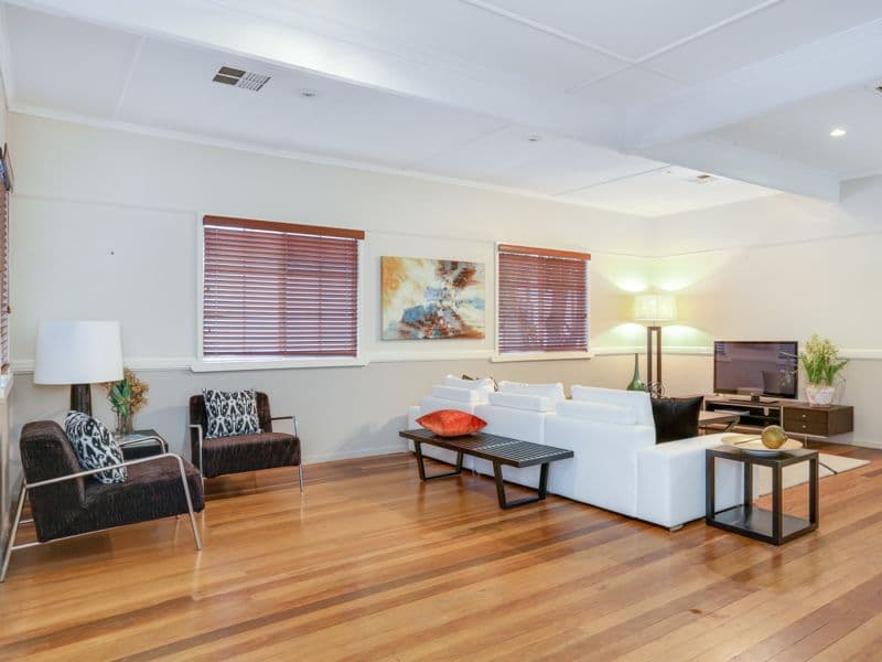 19 Thorpe Street, BALMORAL QLD 4171, Balmoral - Thumbnail 3