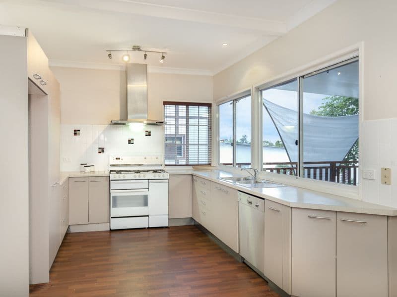 19 Thorpe Street, BALMORAL QLD 4171, Balmoral - Thumbnail 5