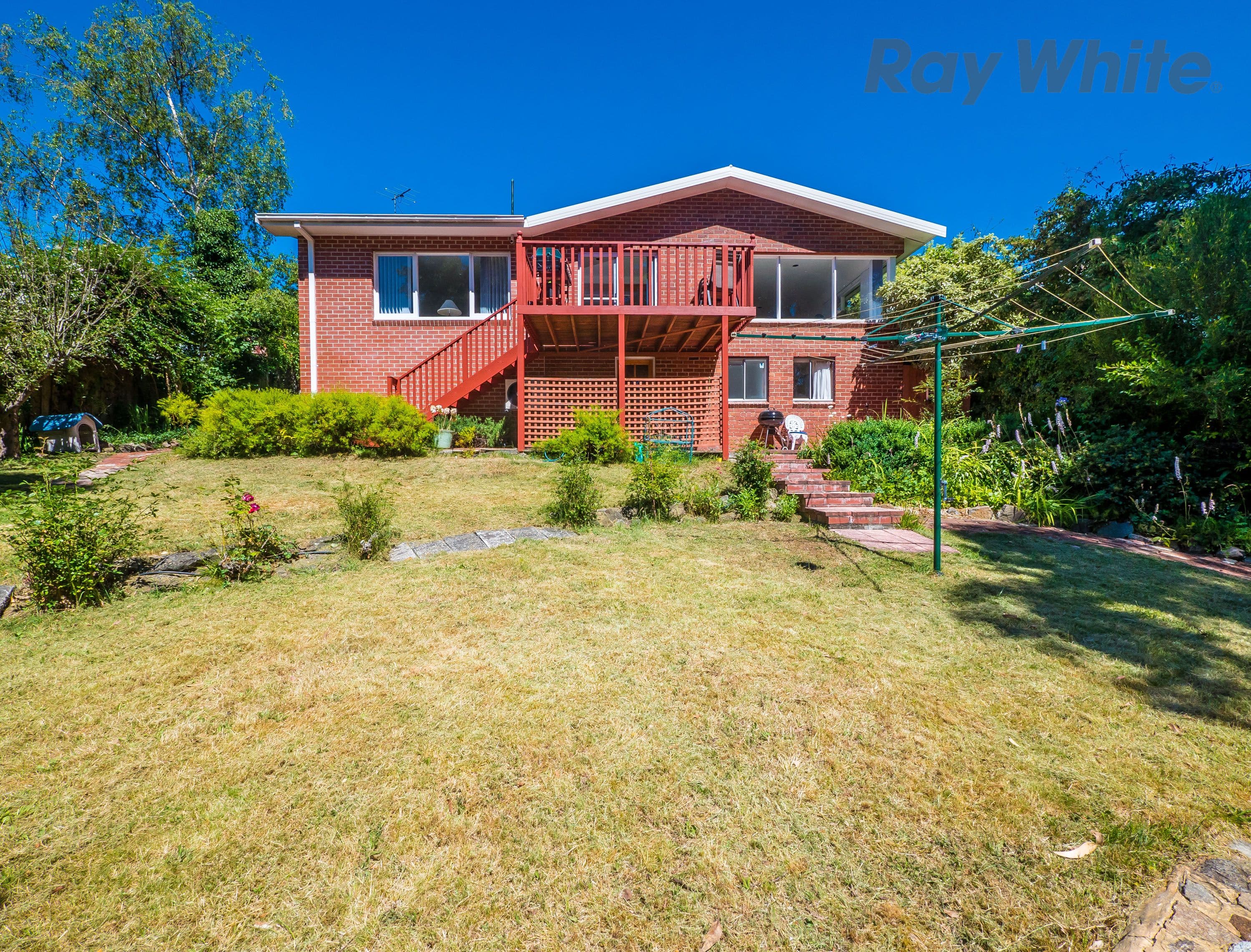 10 Woolton Place, Sandy Bay TAS 7005, Sandy Bay - Thumbnail 2