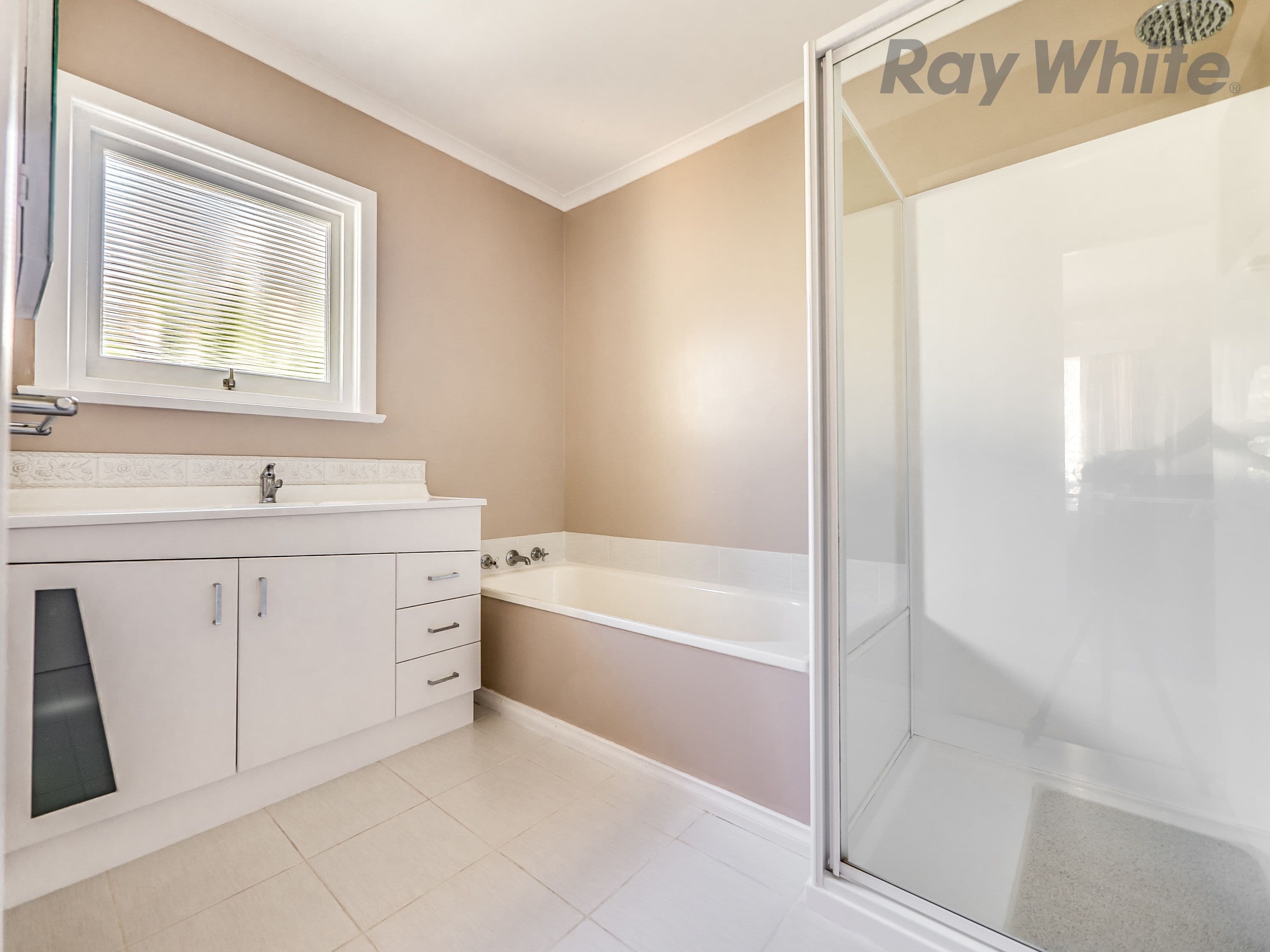 10 Woolton Place, Sandy Bay TAS 7005, Sandy Bay - Thumbnail 5