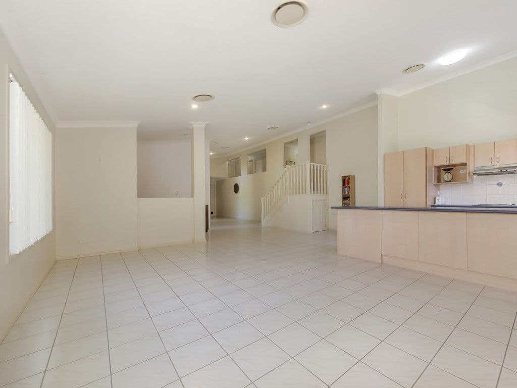 35 Wonga Street, BURLEIGH HEADS QLD 4220, Burleigh Heads - Thumbnail 2