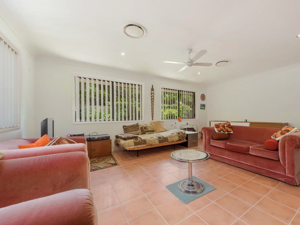 35 Wonga Street, BURLEIGH HEADS QLD 4220, Burleigh Heads - Thumbnail 6