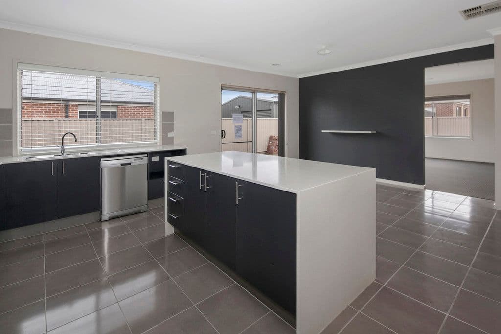 9  Rowe Street, Numurkah, Numurkah - Thumbnail 3