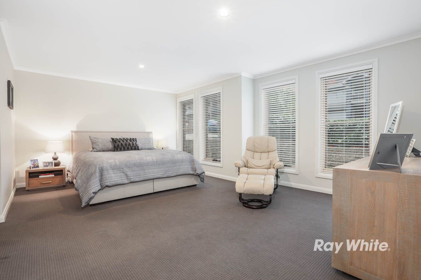 15 Chessington Terrace, Beaumont Hills - Thumbnail 7