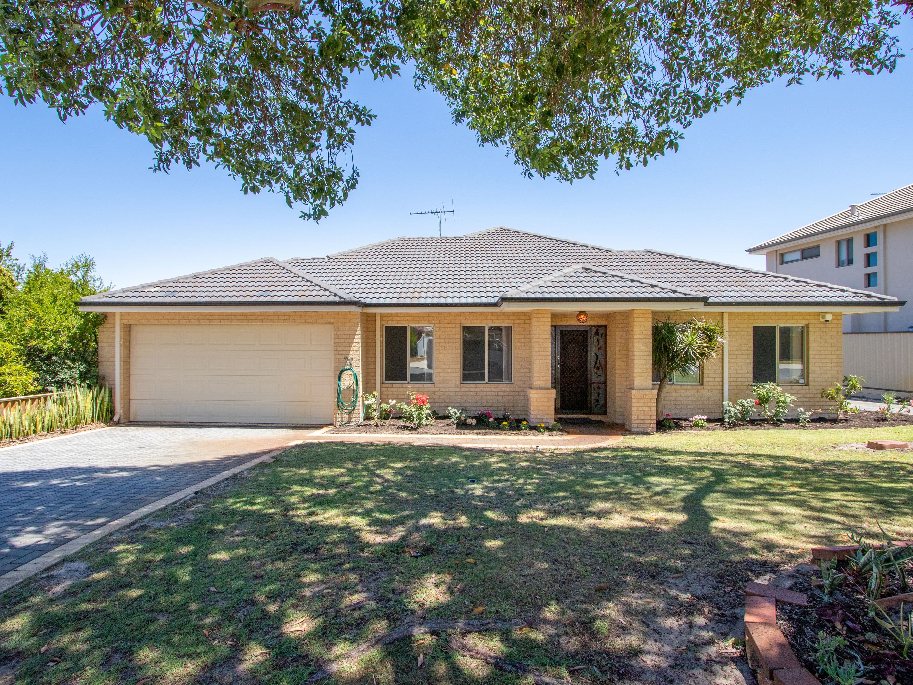 63 Henning Crescent, Manning WA 6152, Manning - Image 1