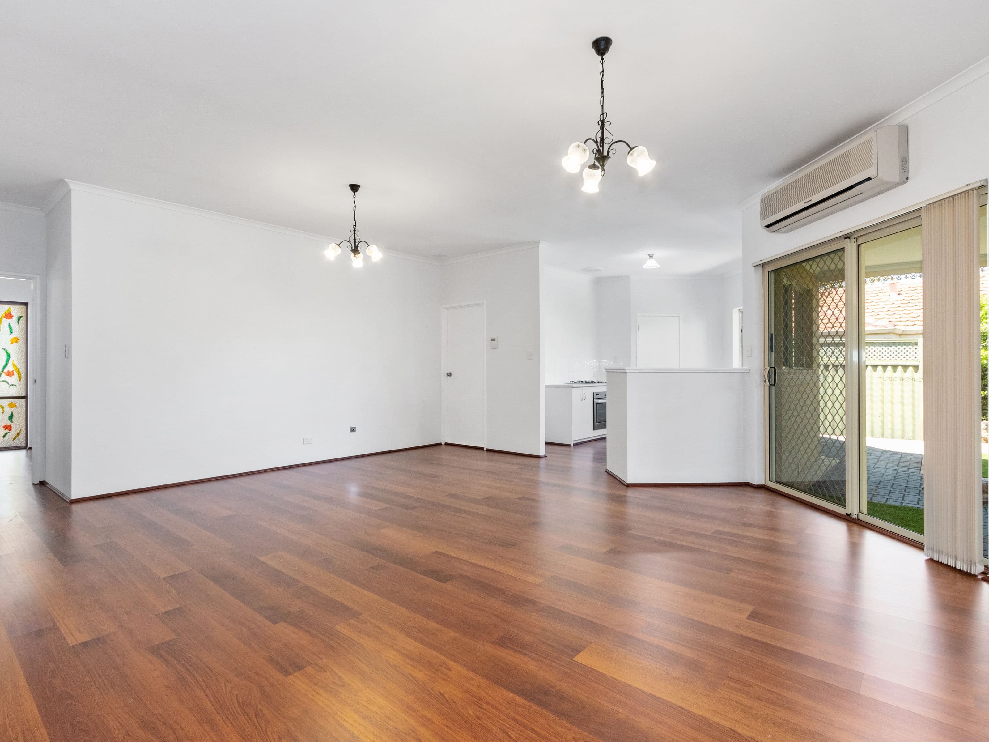 63 Henning Crescent, Manning WA 6152, Manning - Thumbnail 4