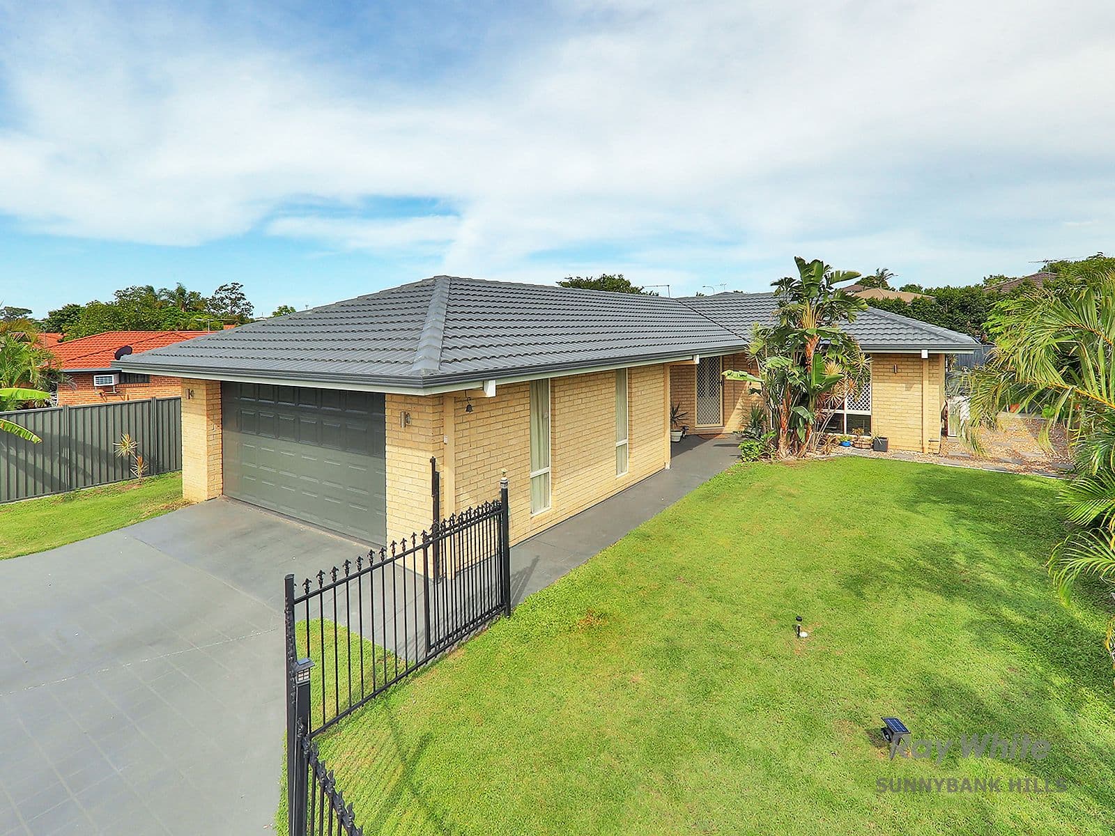 8 Cleland Court, Parkinson QLD 4115, Parkinson - Thumbnail 2
