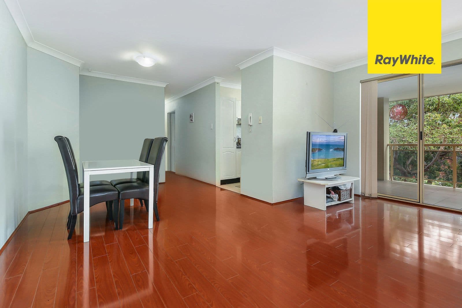 27 Coleridge Street, Riverwood NSW 2210, Riverwood - Thumbnail 2
