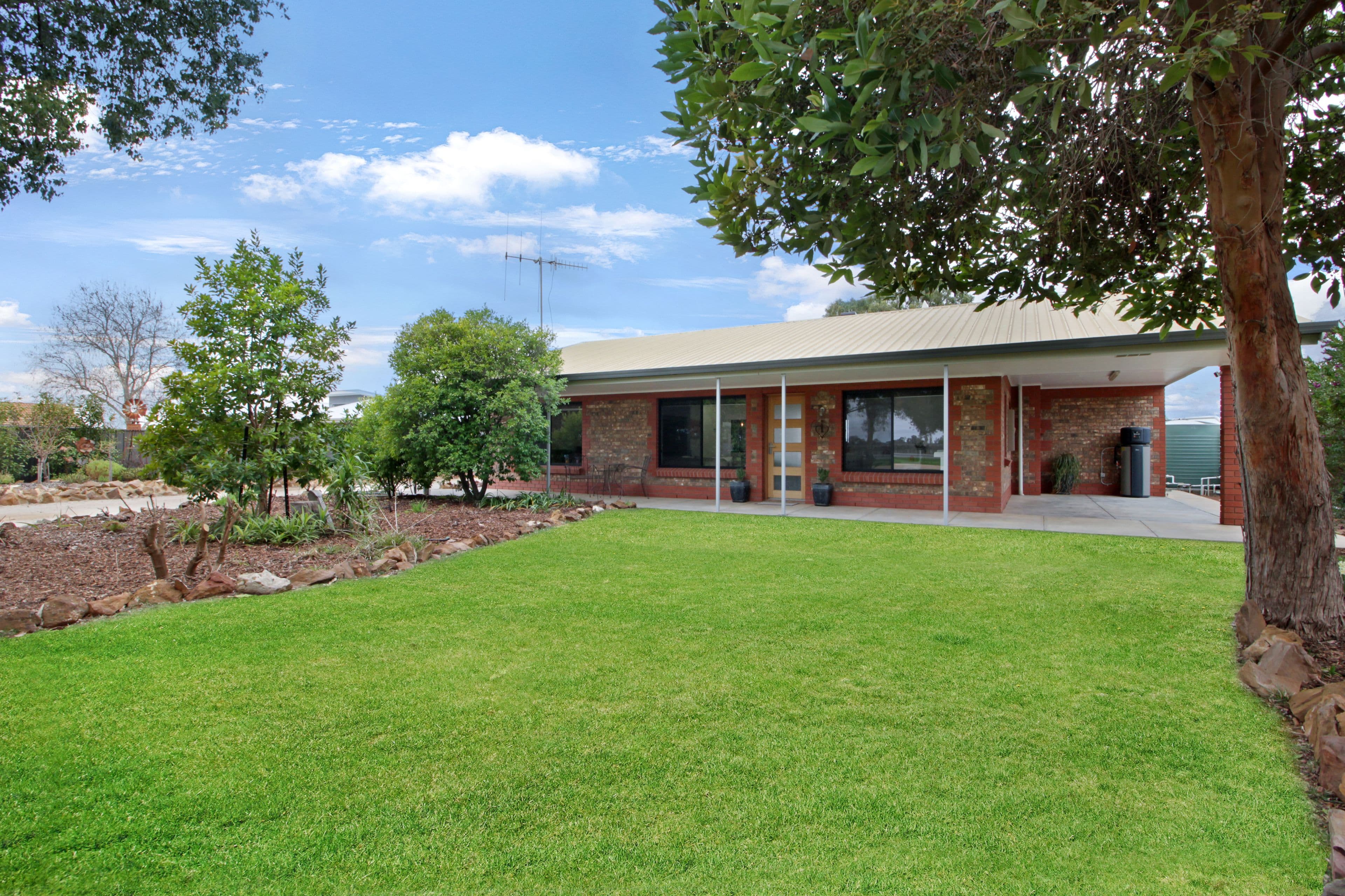 20058 Renmark Avenue, Renmark SA 5341, Renmark South - Image 1