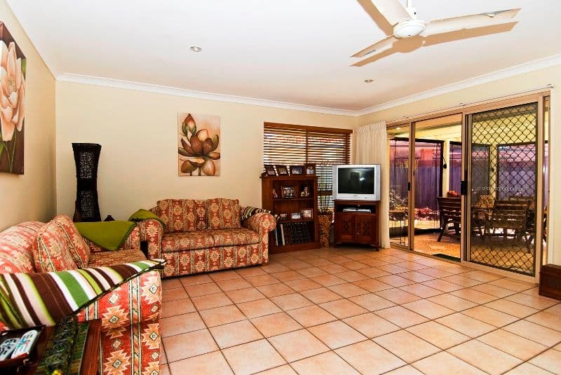 BURLEIGH WATERS QLD 4220, Burleigh Waters - Thumbnail 4
