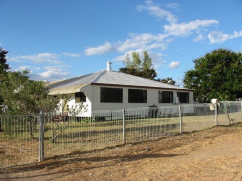 57 Stansfield, HUGHENDEN QLD 4821, Hughenden - Image 1