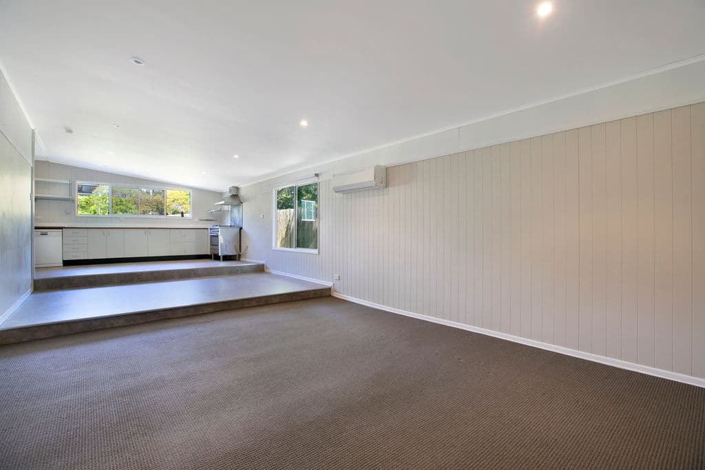 54 Crown Street, Wynnum QLD 4178, Wynnum - Thumbnail 3