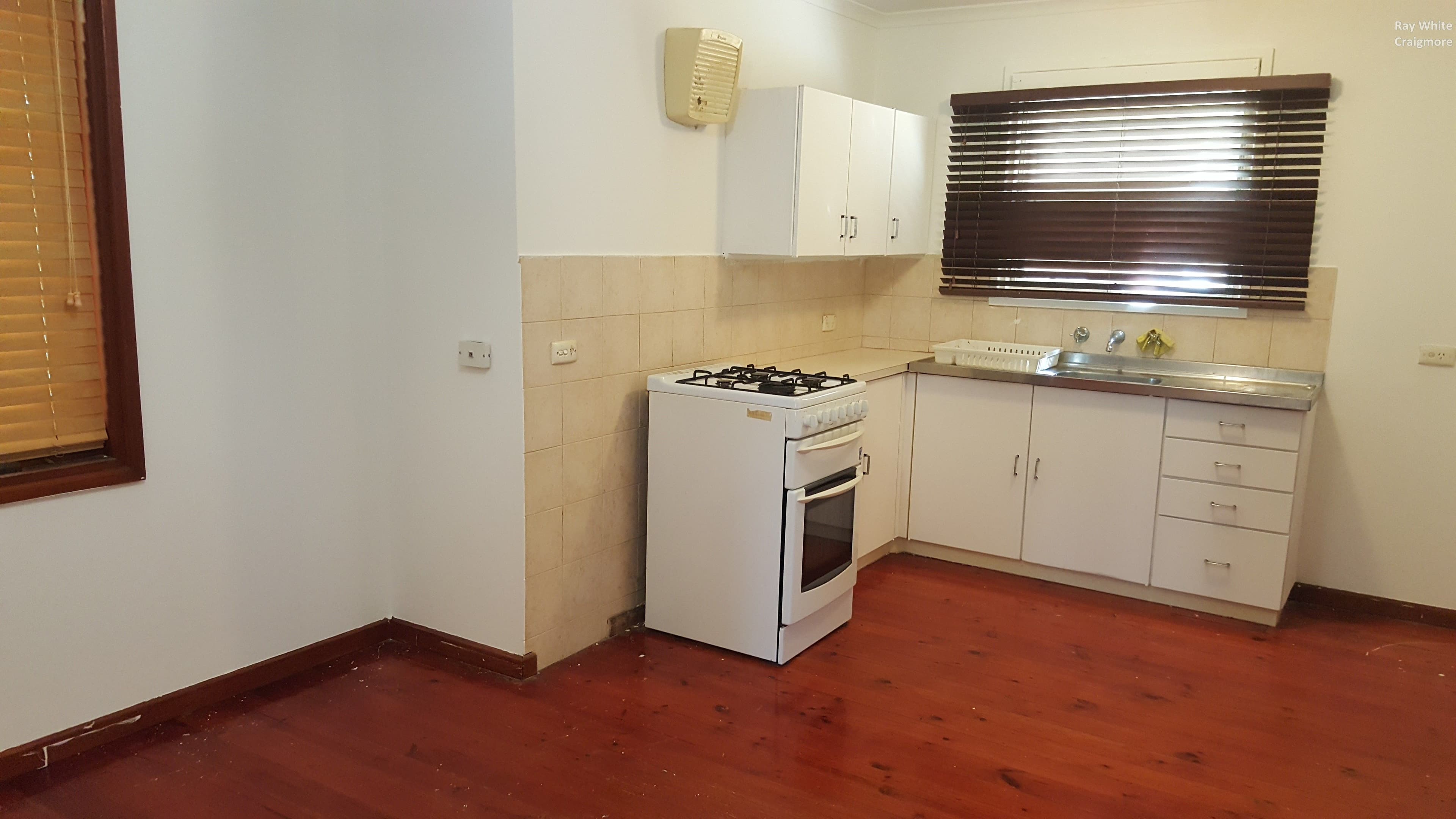 1 Coorara Court, Craigmore SA 5114, Craigmore - Thumbnail 4