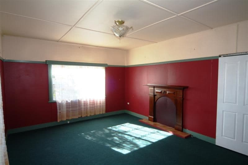 73 Nicholson Street, DALBY QLD 4405, Dalby - Thumbnail 3