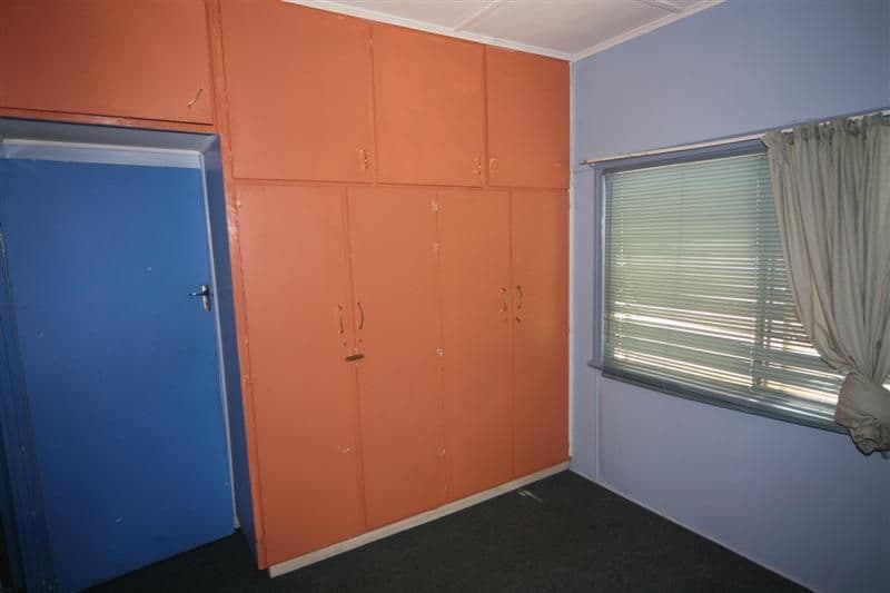 73 Nicholson Street, DALBY QLD 4405, Dalby - Thumbnail 4