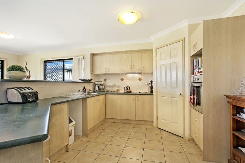 7 Regency Crescent, MOGGILL QLD 4070, Moggill - Thumbnail 3