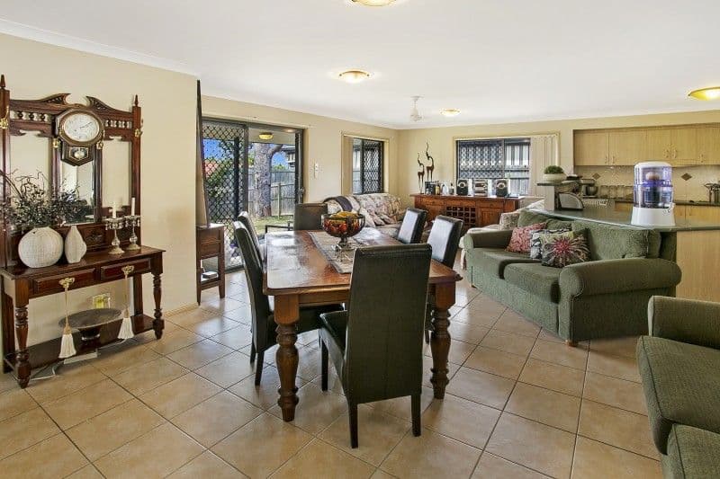 7 Regency Crescent, MOGGILL QLD 4070, Moggill - Thumbnail 4