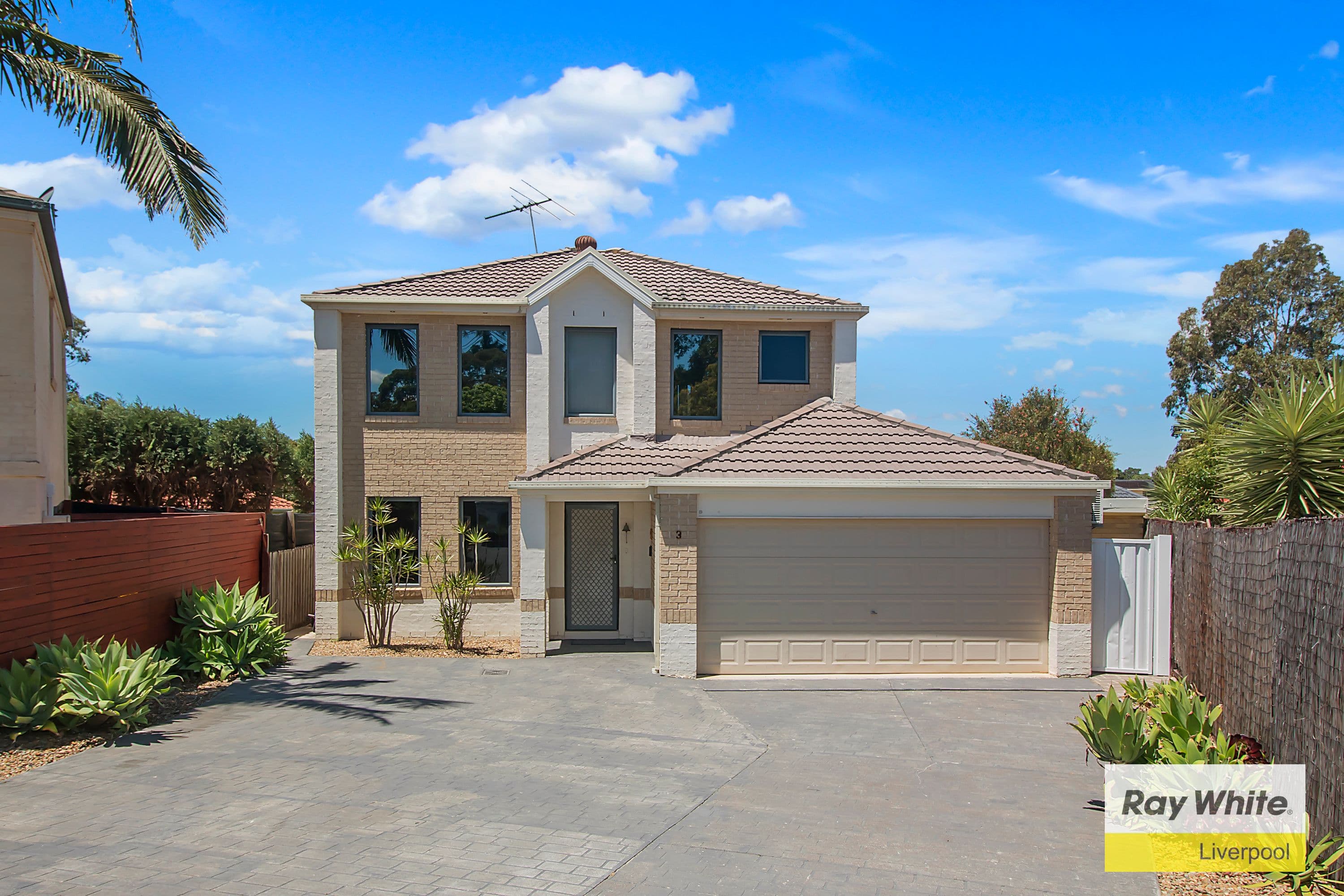 3 Cayley Place, Horningsea Park - Image 1