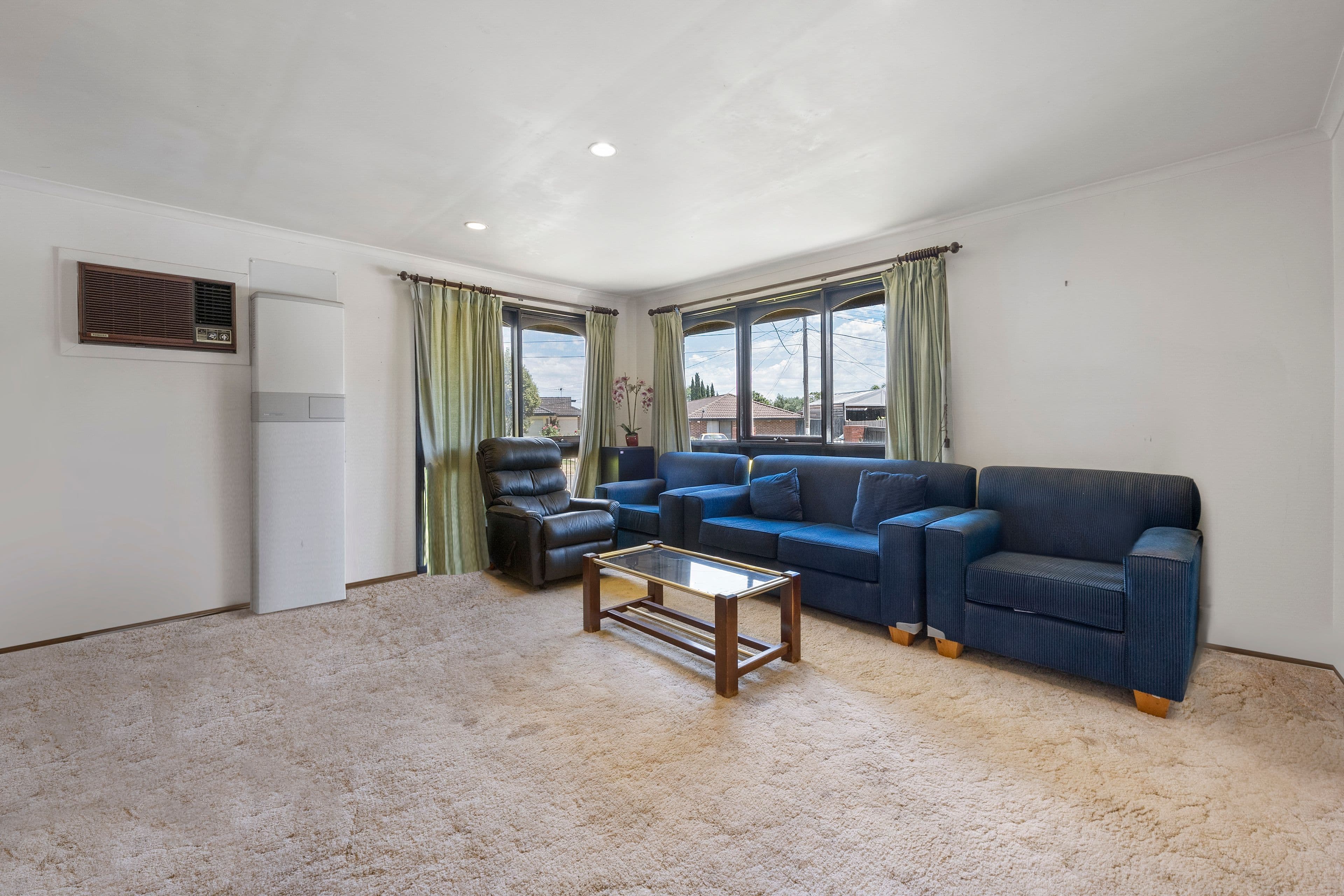 16 Wills Road, Melton South VIC 3338, Melton South - Thumbnail 2