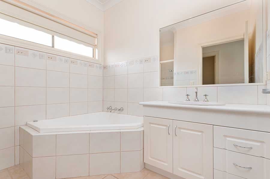 9 Hawick Court, Greenvale VIC 3059, Greenvale - Thumbnail 8