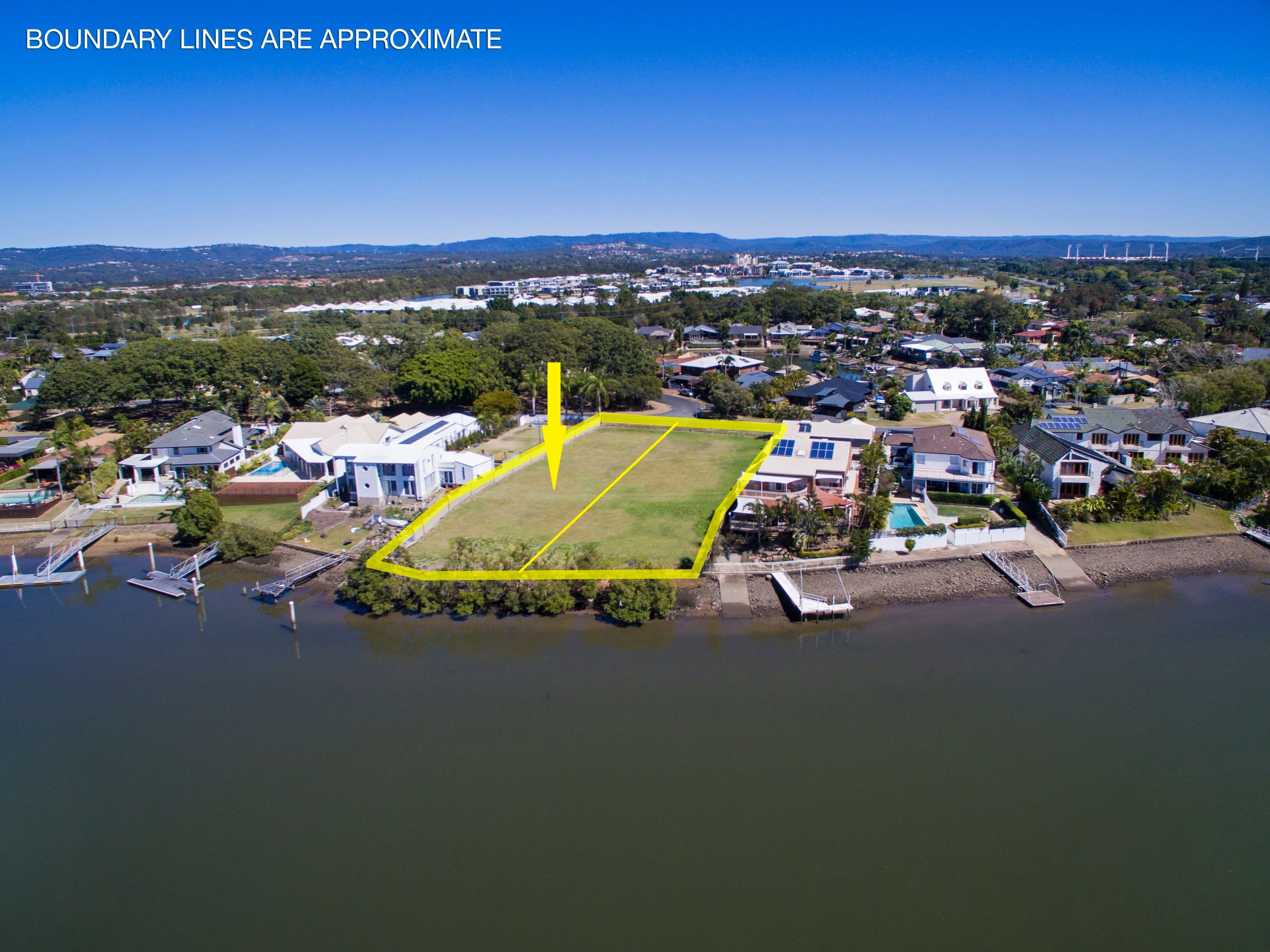 16 Fitzwilliam Street, Carrara QLD 4211, Carrara - Thumbnail 2