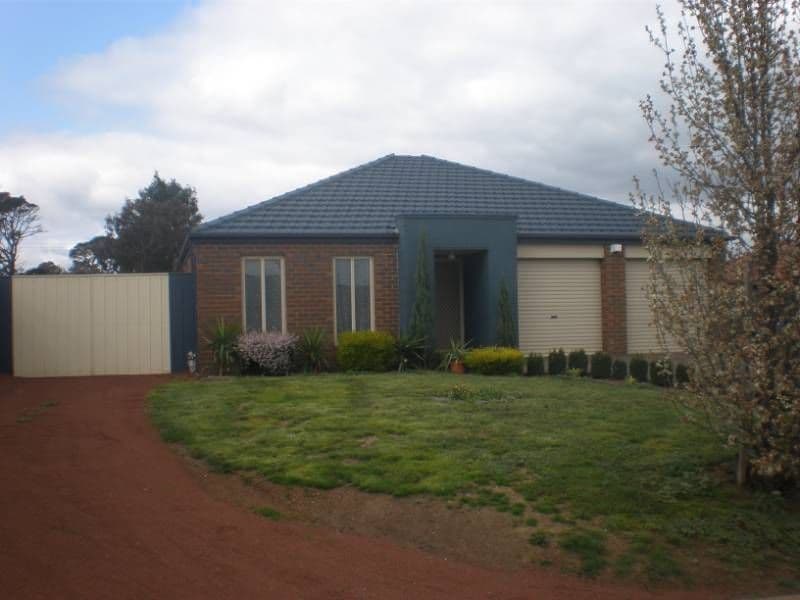 32 Lyons Way, WALLAN VIC 3756, Wallan - Image 1