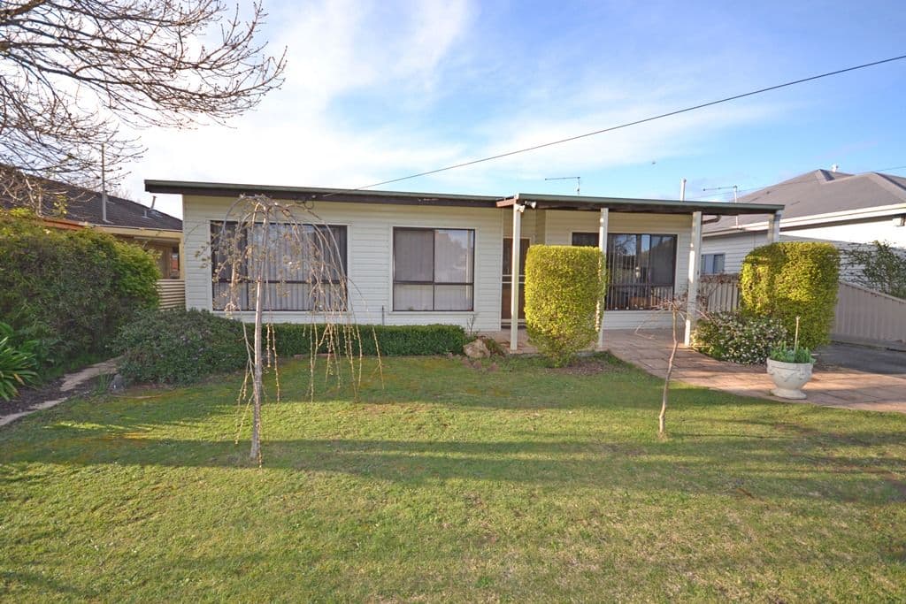 10 Bowden Street, WENDOUREE VIC 3355, Wendouree - Image 1