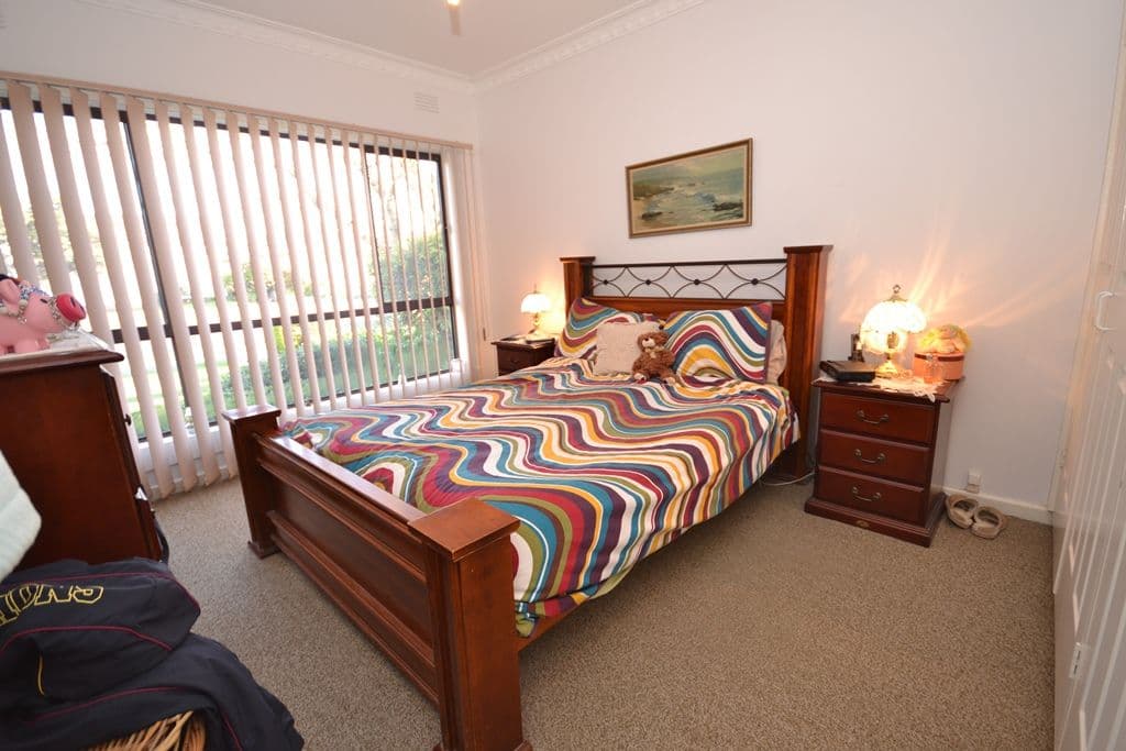 10 Bowden Street, WENDOUREE VIC 3355, Wendouree - Thumbnail 4