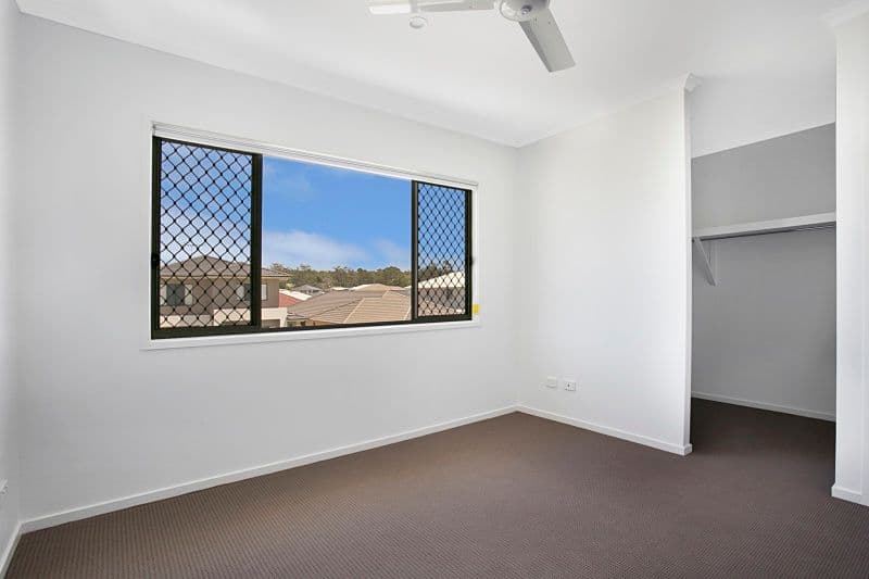 70 Finnegan Circuit, Oxley QLD 4075, Oxley - Thumbnail 5