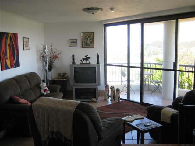 32 Kent Street, GLADSTONE QLD 4680, Gladstone Central - Thumbnail 2
