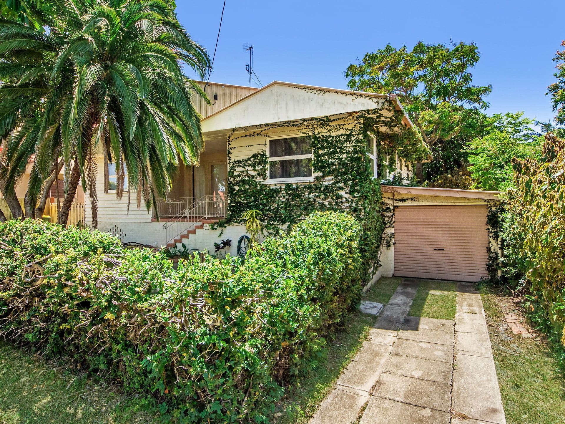 67 Falconer Street, Southport QLD 4215, Southport - Thumbnail 5