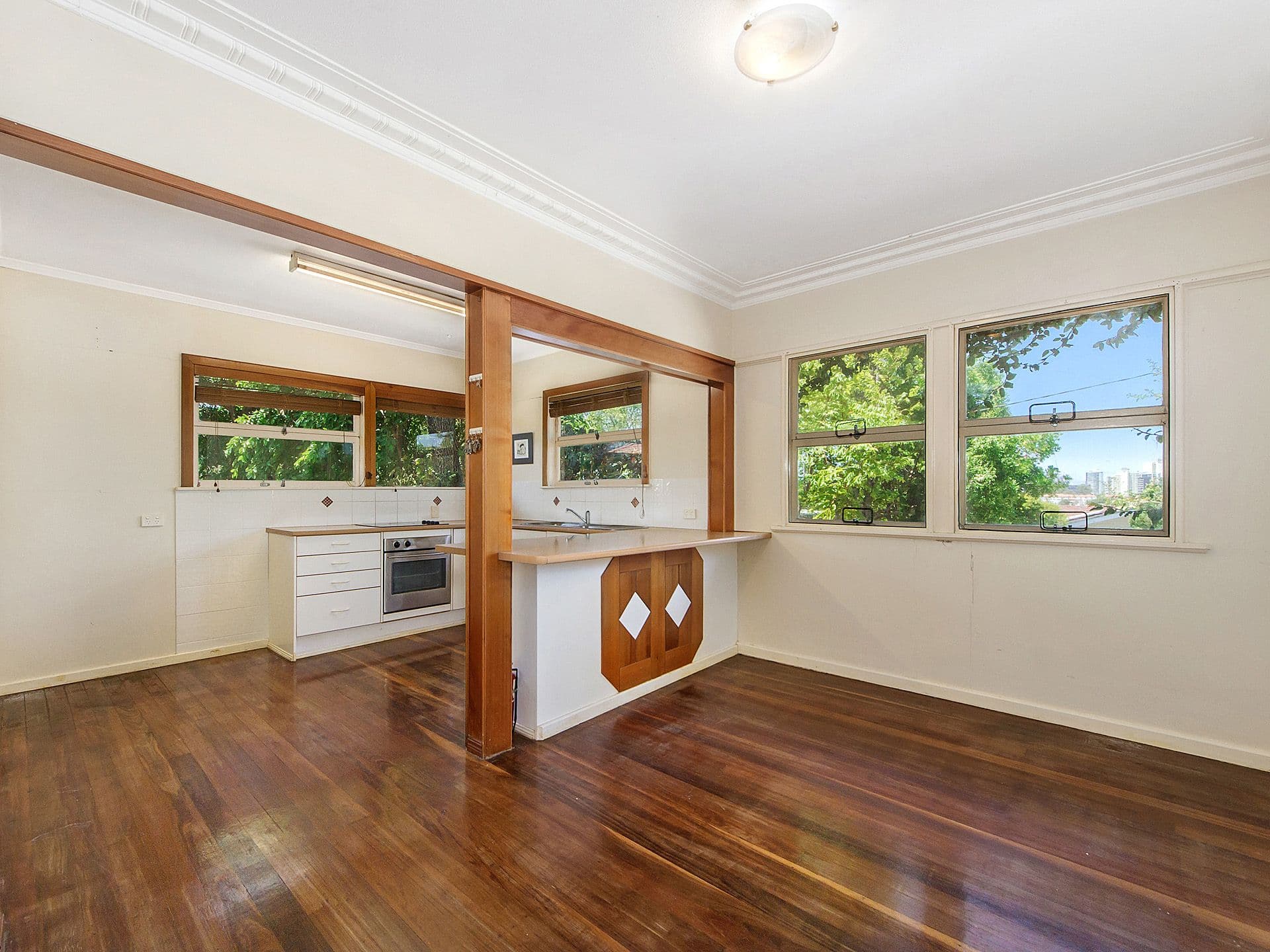 67 Falconer Street, Southport QLD 4215, Southport - Thumbnail 6