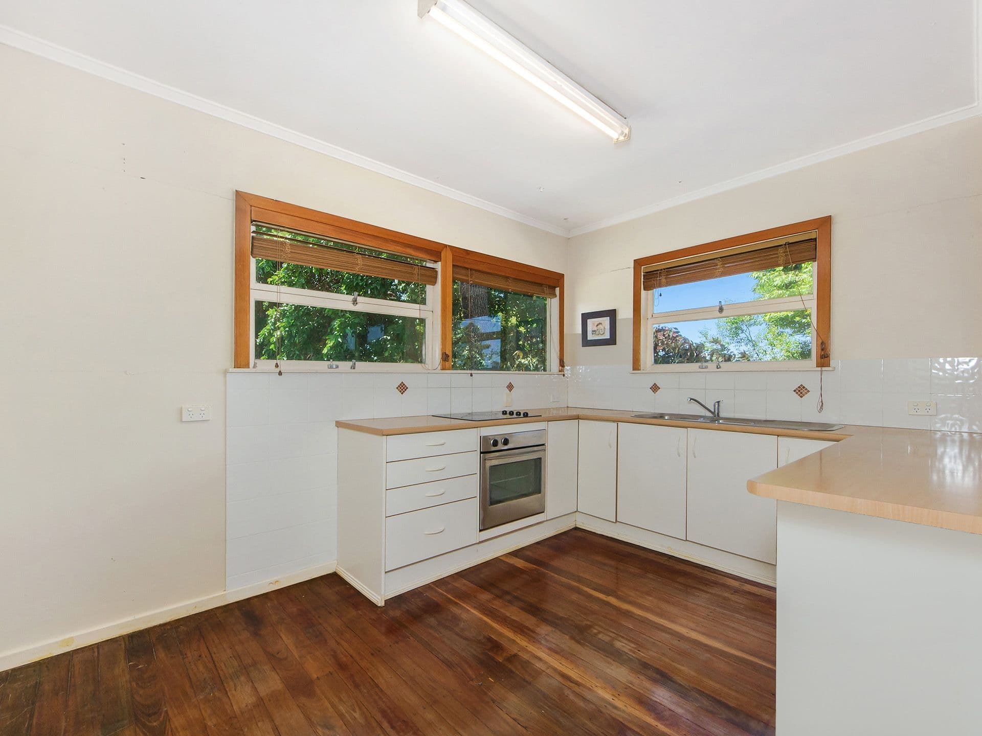 67 Falconer Street, Southport QLD 4215, Southport - Thumbnail 7