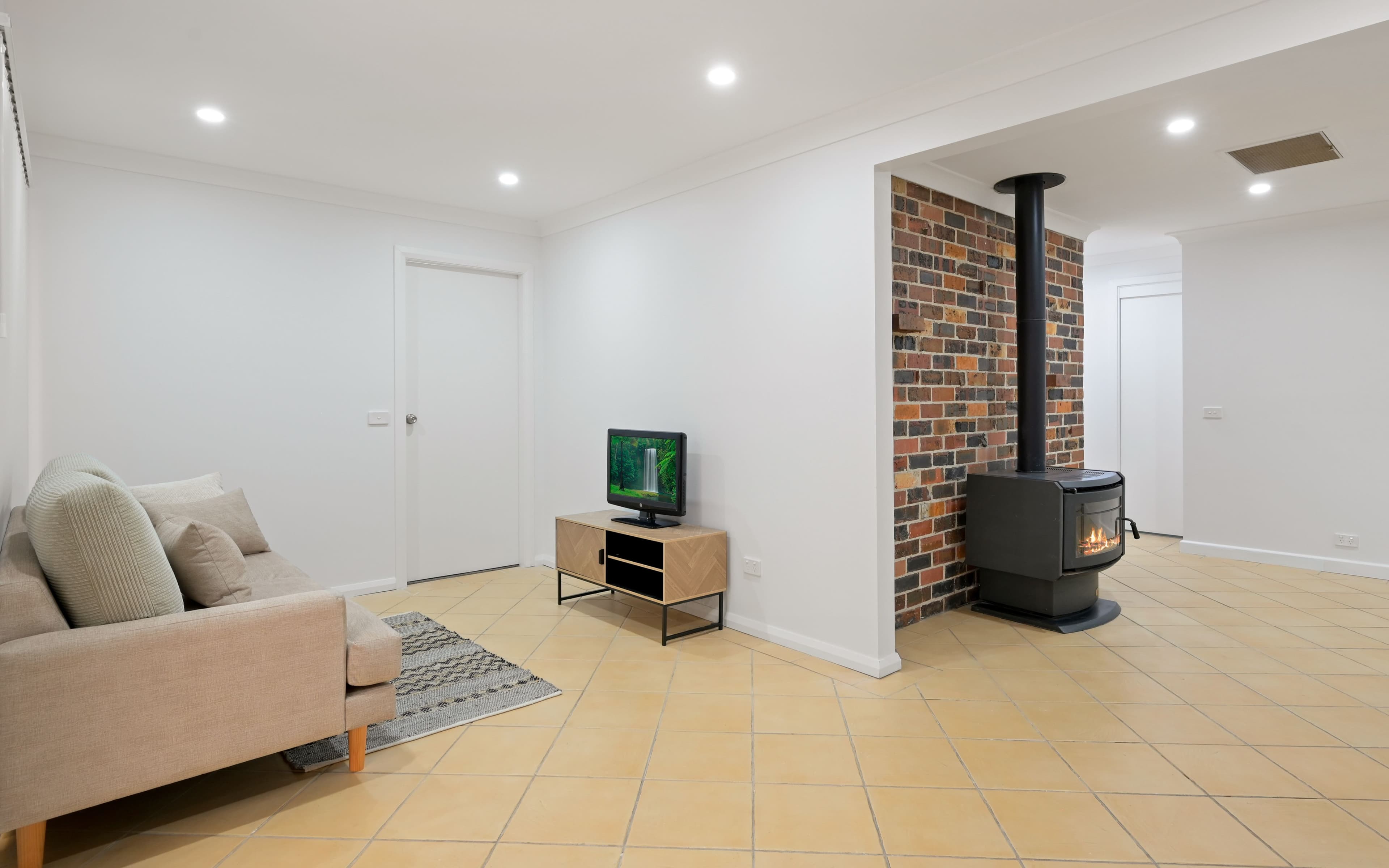 184 Oxford Road, Ingleburn NSW 2565, Ingleburn - Thumbnail 8