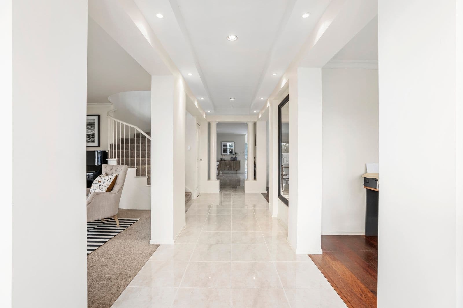 43 Ingles Circuit, Arundel QLD 4214, Arundel - Thumbnail 3
