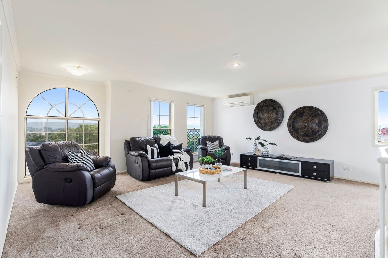 43 Ingles Circuit, Arundel QLD 4214, Arundel - Thumbnail 4