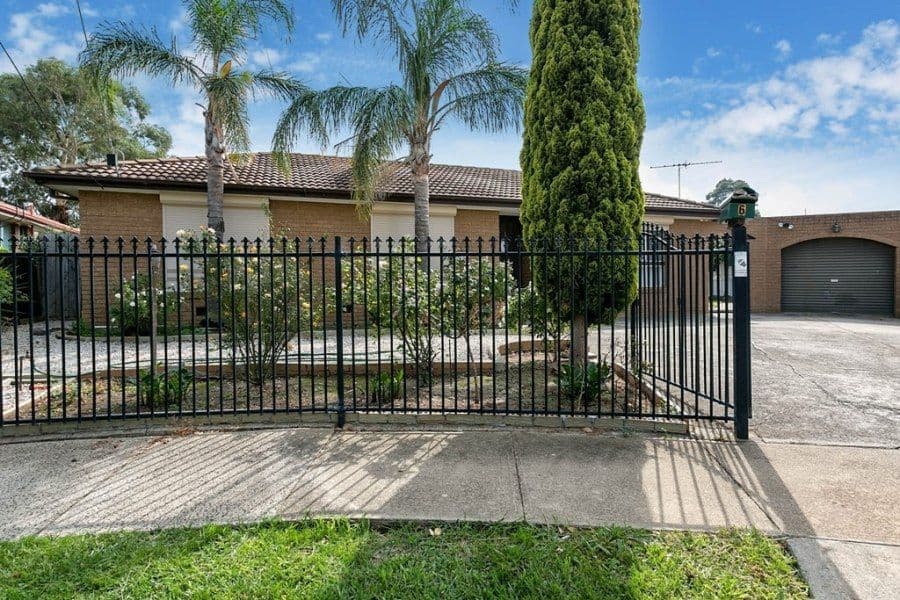 6 Wildwood Court, ALBANVALE VIC 3021, Albanvale - Image 1