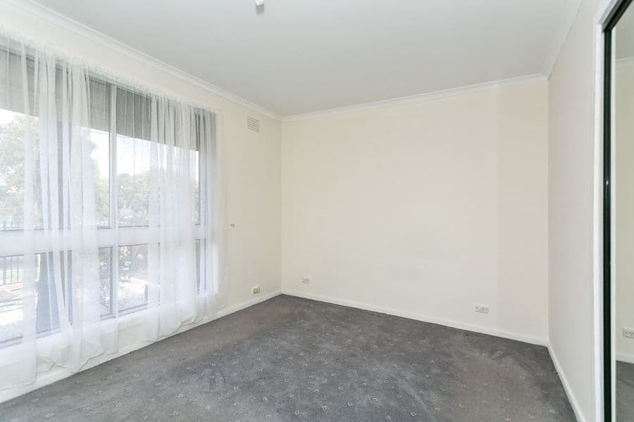 6 Wildwood Court, ALBANVALE VIC 3021, Albanvale - Thumbnail 4