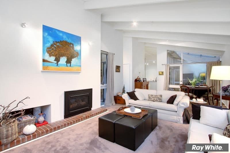 4 Albert Court, DROMANA VIC 3936, Dromana - Thumbnail 2