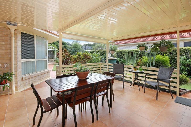 5 Santa Ana Court, Beerwah QLD 4519, Beerwah - Thumbnail 2