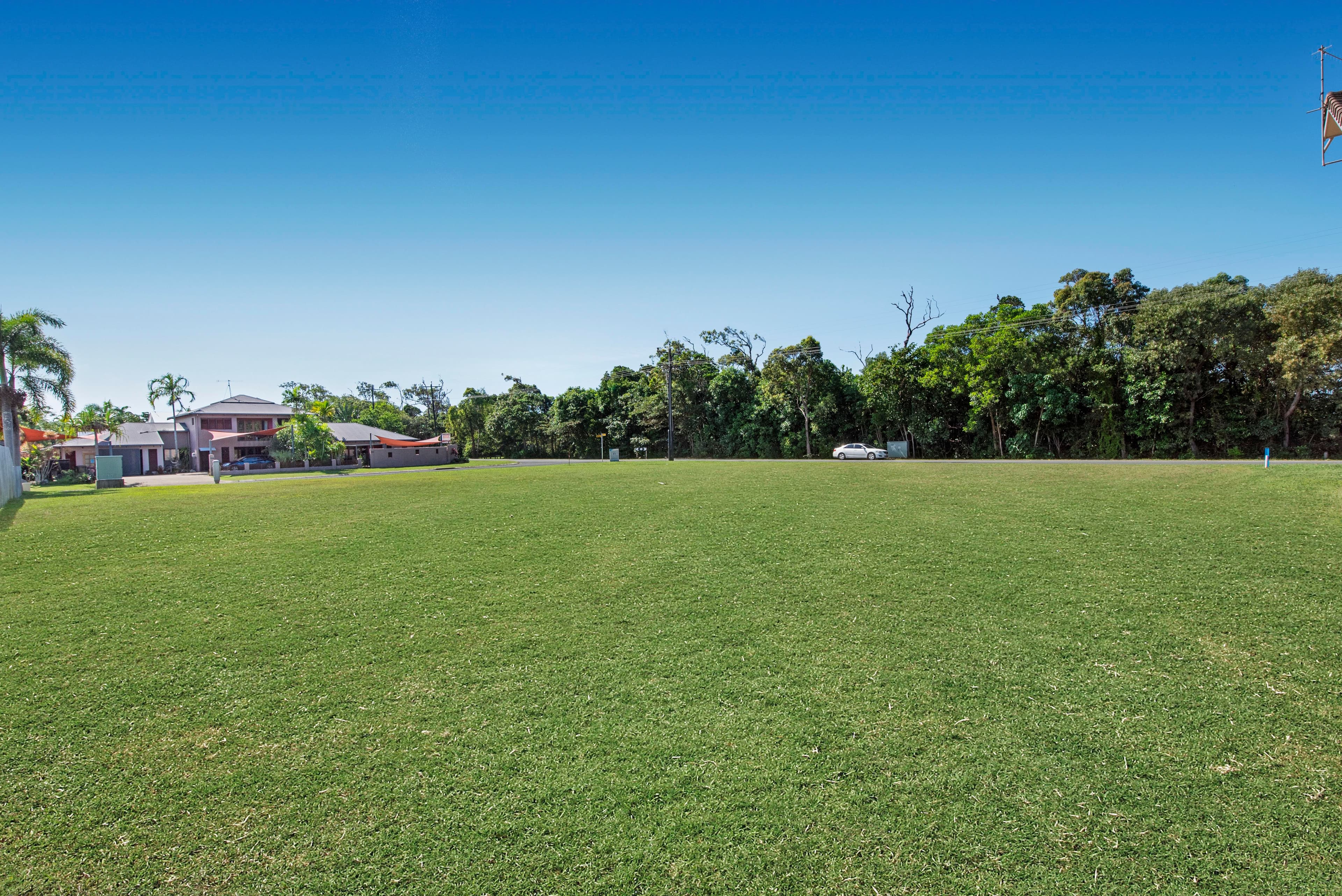 127 Reid Road, Wongaling Beach QLD 4852, Wongaling Beach - Thumbnail 2