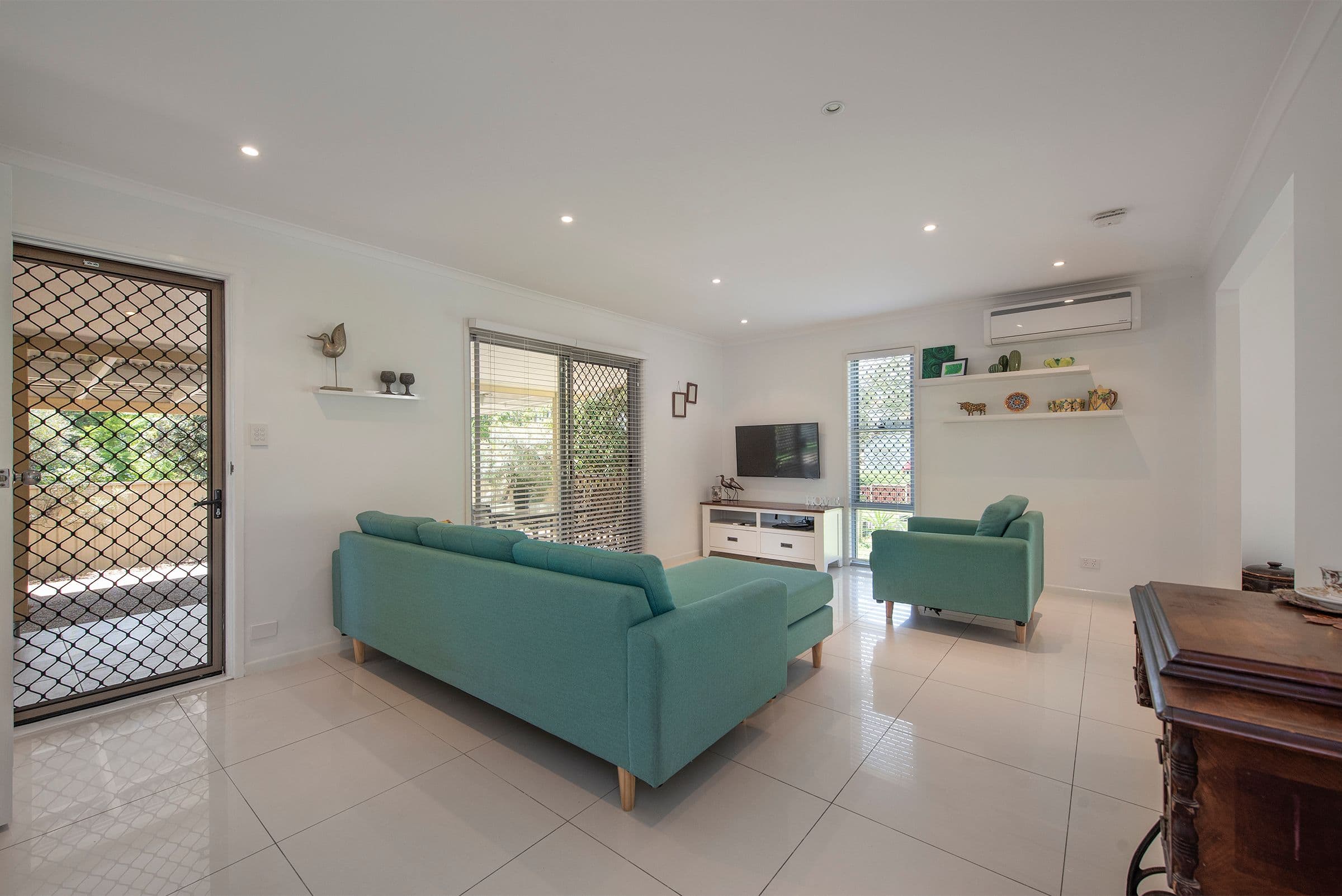13 Lima Street, Edens Landing QLD 4207, Edens Landing - Thumbnail 7