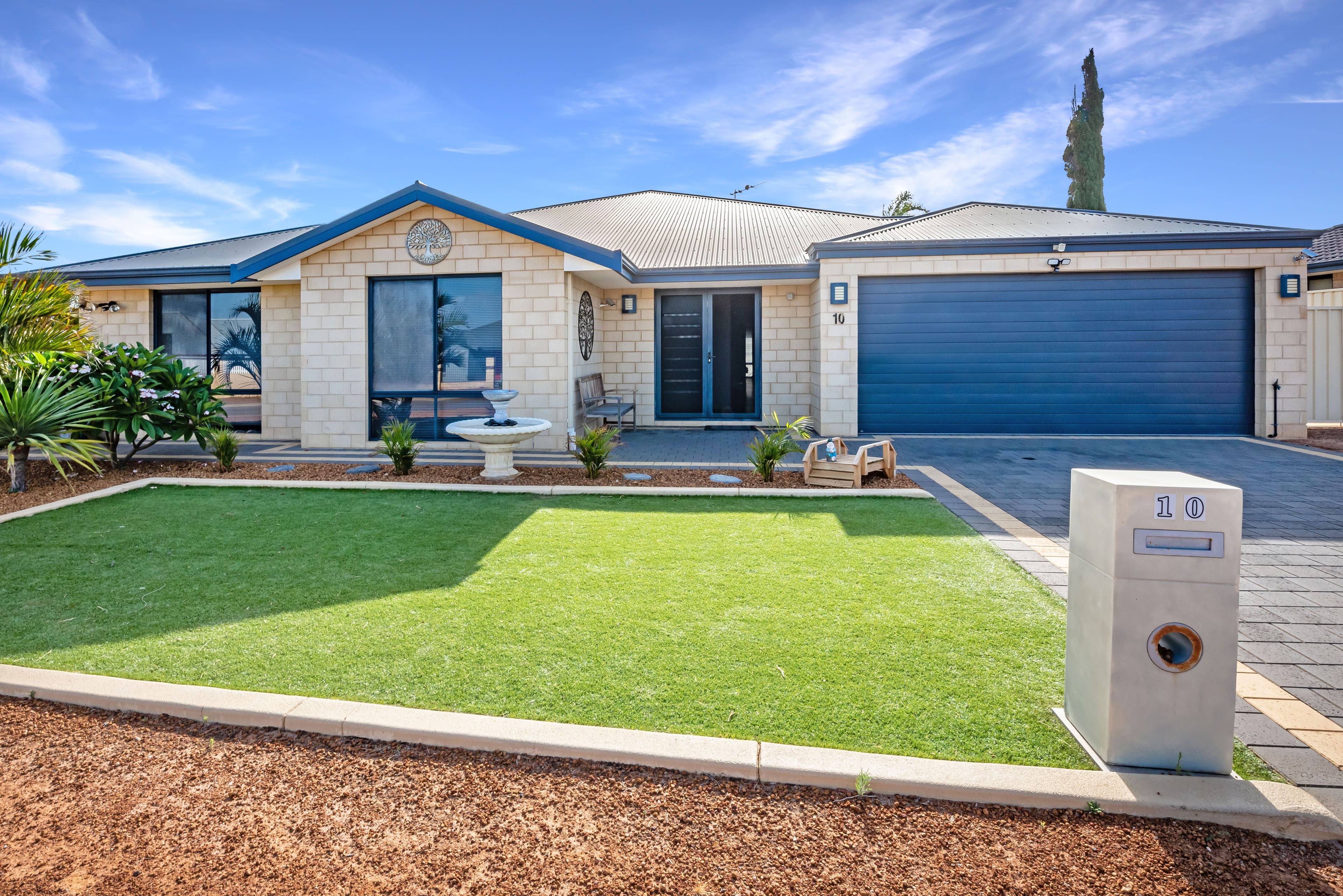 10 Sutherland Drive, Mount Tarcoola WA 6530, Mount Tarcoola - Image 1