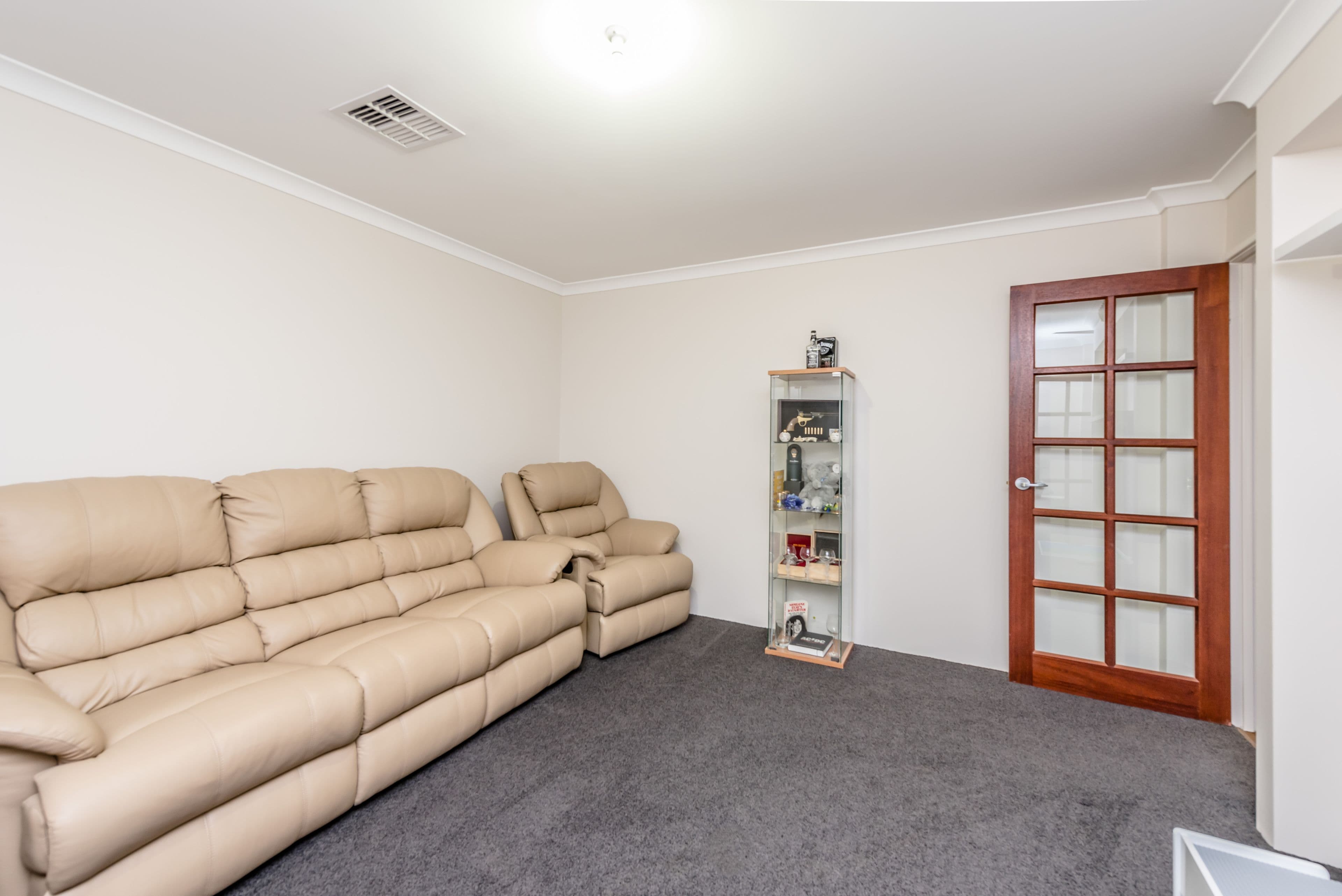 10 Sutherland Drive, Mount Tarcoola WA 6530, Mount Tarcoola - Thumbnail 8