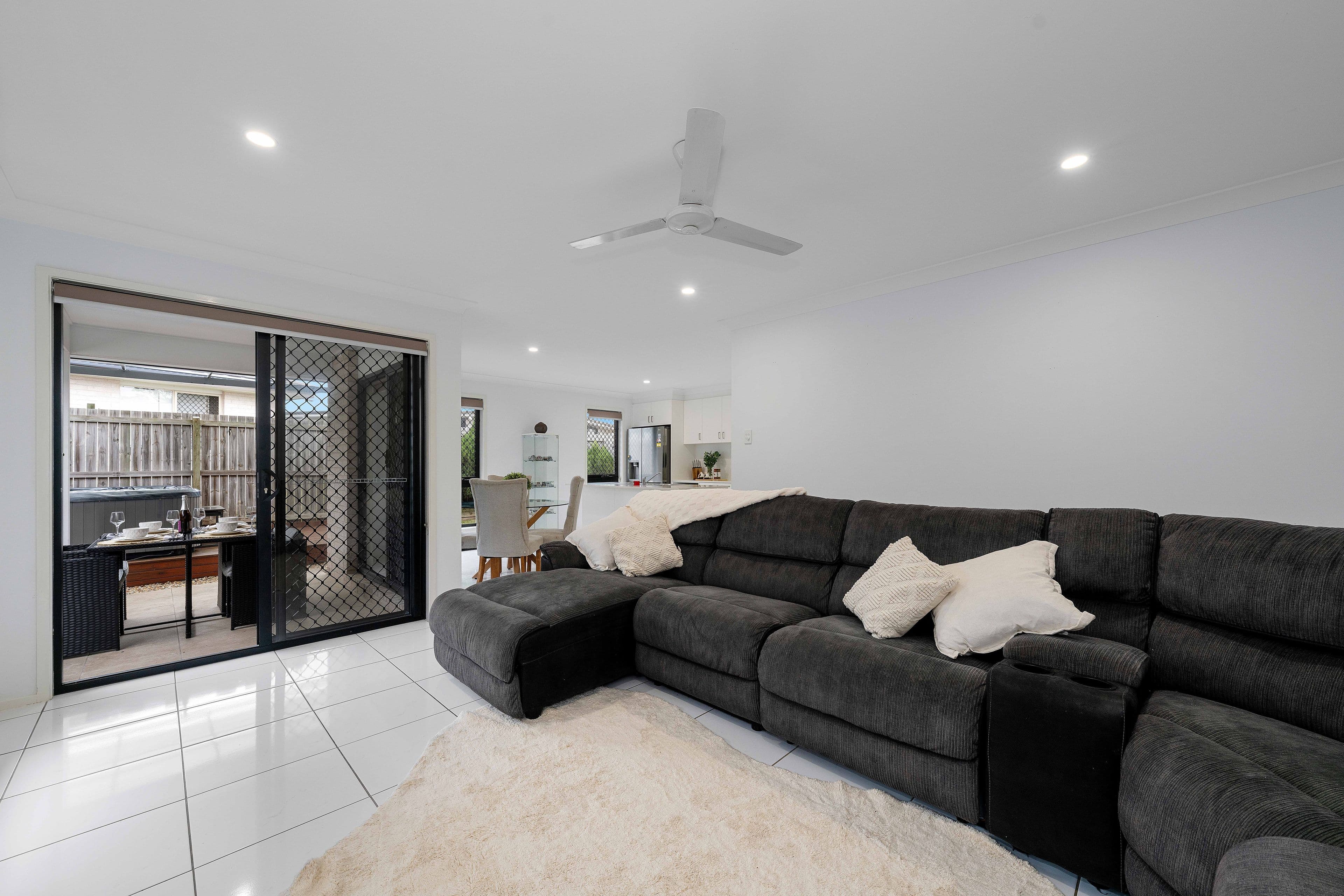 105 Fairbourne Terrace, Pimpama QLD 4209, Pimpama - Thumbnail 3