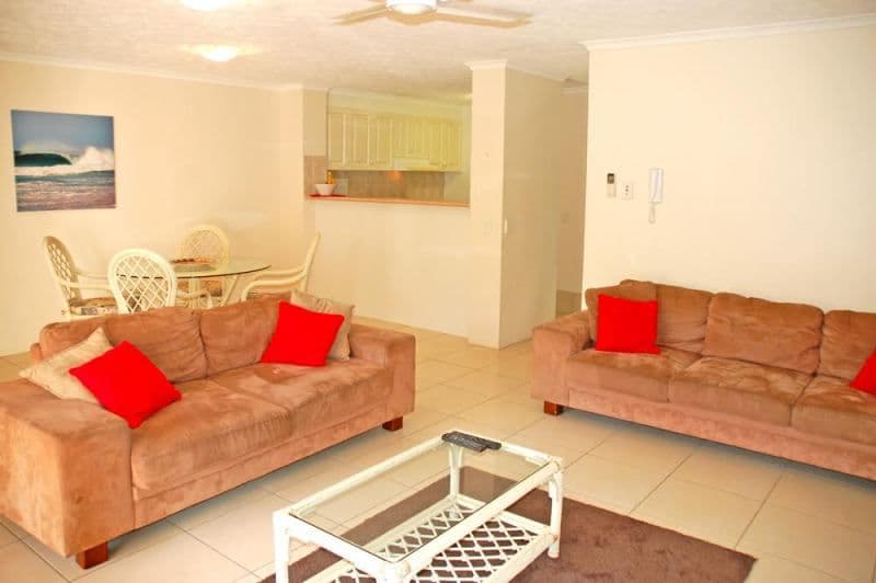 16 Djerral Avenue, Burleigh Heads QLD 4220, Burleigh Heads - Thumbnail 2